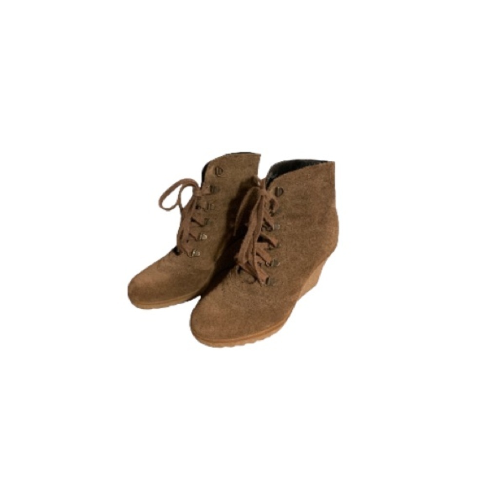 Esprit de Corps Tan Microsuede Wedge Booties - Women’s Size 37